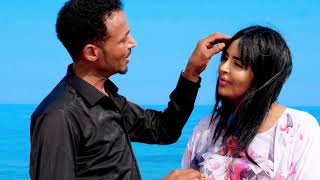 Cabdi Hani amp Fiska Muhasho Somali New Official 2019 Music Video [upl. by Roeser656]